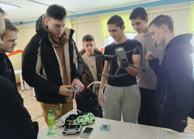 Встреча с представителями военкомата и специалистами по БПЛА в нашем училище